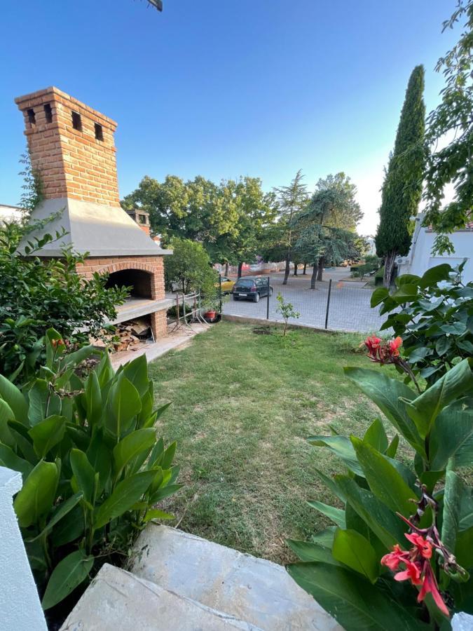 Apartment Holiday Zadar Buitenkant foto